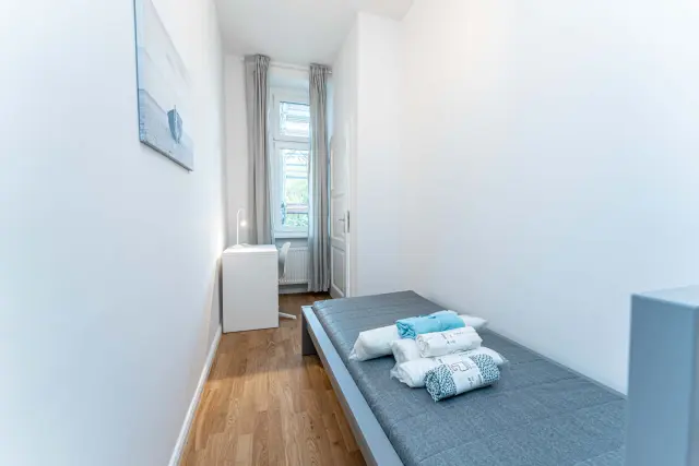 BORNHOLMER STR. 85 - 3  VH 3. OG rechts (Pyur) - 1311 1