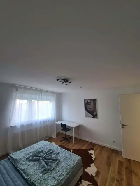 Radolfzeller Strasse Munich 81243 Germany 4