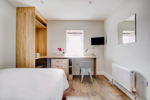 Flat H, Park View 1