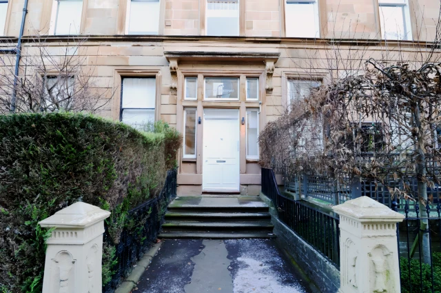 Clouston Street, G20 8QY 1