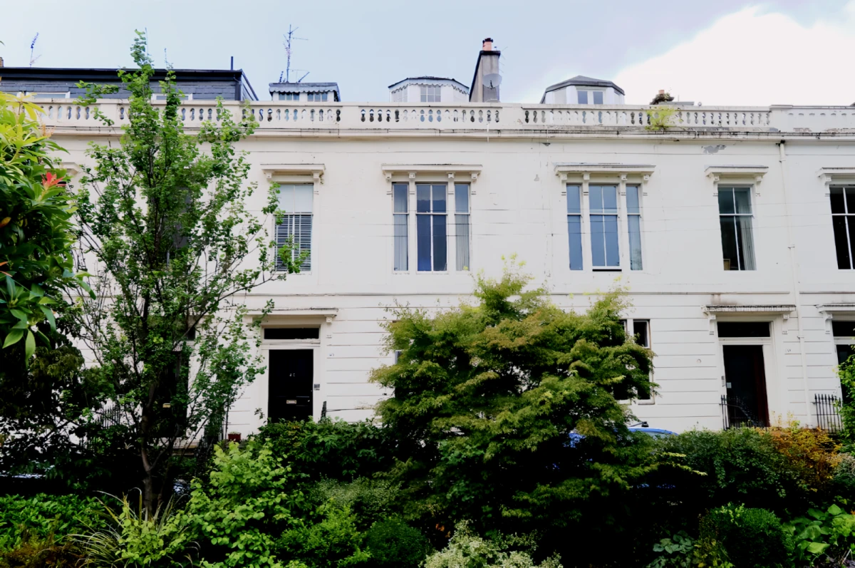 Lansdowne Crescent, G20 6NH 0