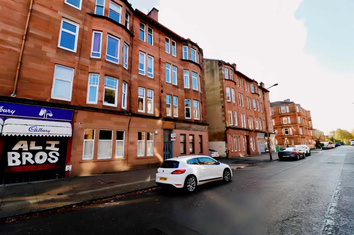 Sinclair Drive, G42 9SN 0