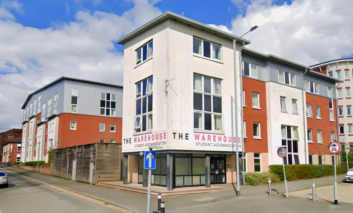 The Warehouse Apartments - 프레스토n 학생 숙소