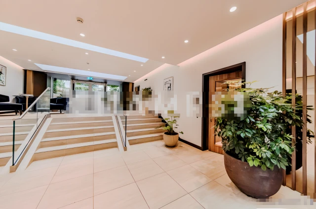 9 Lincoln Apartments, Fountain Park Way, London, W12 7LF 2