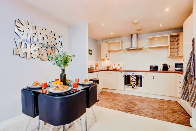 Montgomery Avenue 4