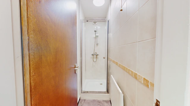 27, St Michaels Crescent, LS6 3AL 3