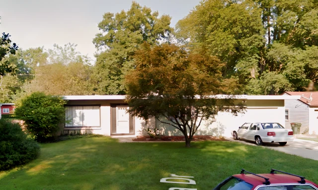 307 Flora Dr Champaign IL