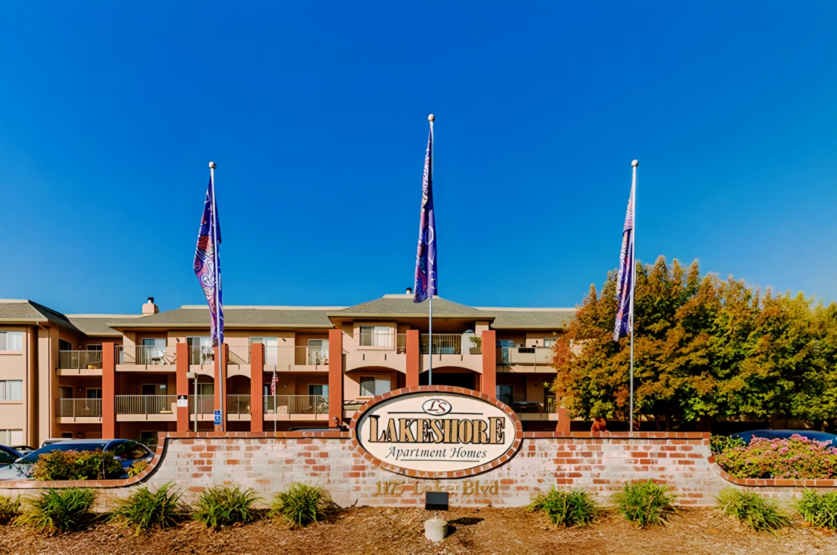 Lakeshore Apartment - Davis student accommodation