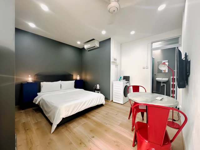 78 Moh Guan Apartment near Tiong Bahru MRT 3