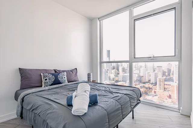 2509 - 159 Wellesley St E 3