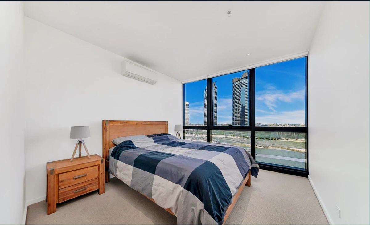 883 Collins Street, Docklands - Melbourne student accommodation