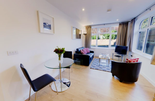 apartment near Bridge Street 4