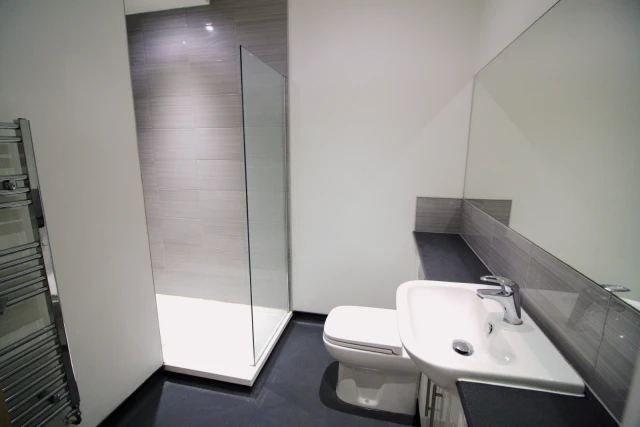 Flat 5, Lower Brown Street, LE1 5TH 3