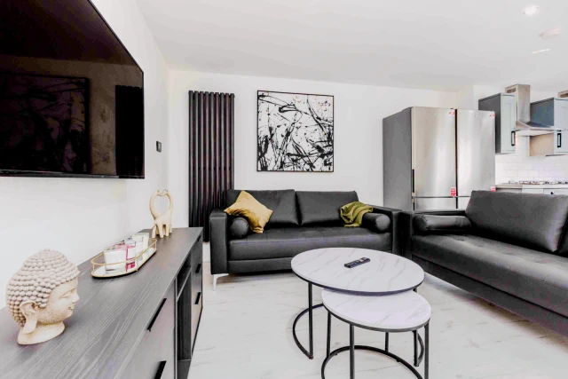 72 Alderson Road, L15 1