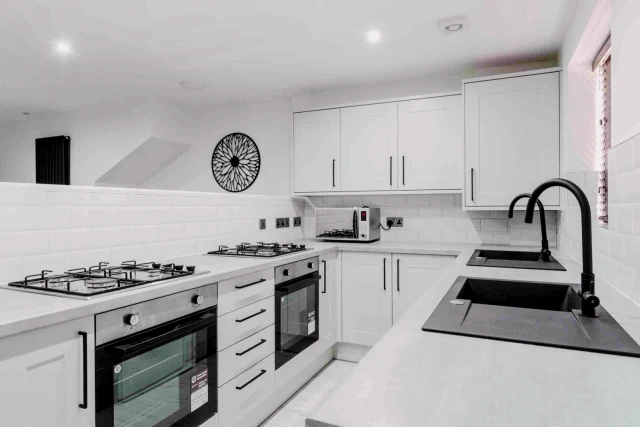 33 Cranborne Road, L15 2