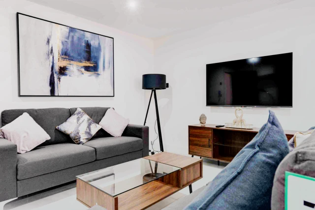 74 Portman Road L15 1