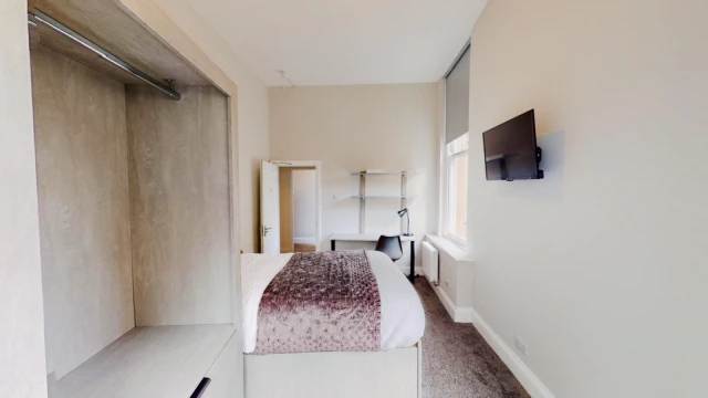 Second Floor Flat, St Nicholas Street, BS1 1UQ 2