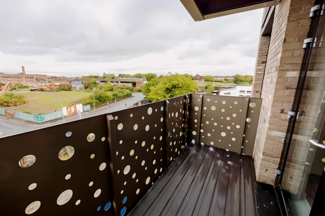 402 Bevington Bush, Liverpool, UK, L3 6DP 2