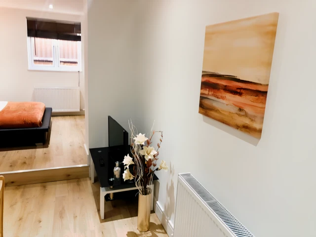 276-278 Saint James's Road, London, United Kingdom, SE1 5JX, SE1 5JX 2