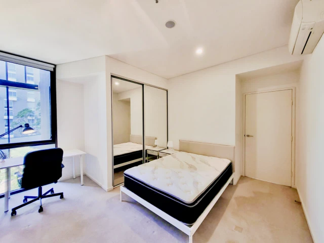 2B Defries Ave 3