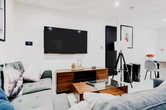 87 Bagot Street, L15 2