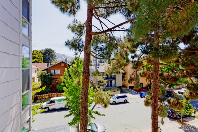 2240 Blake St 3