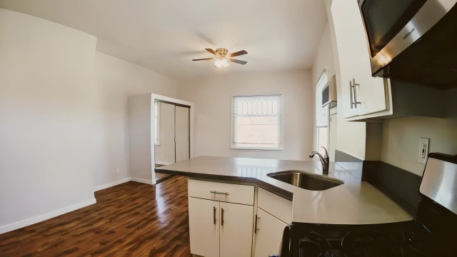 2639 Monmouth Ave.  1