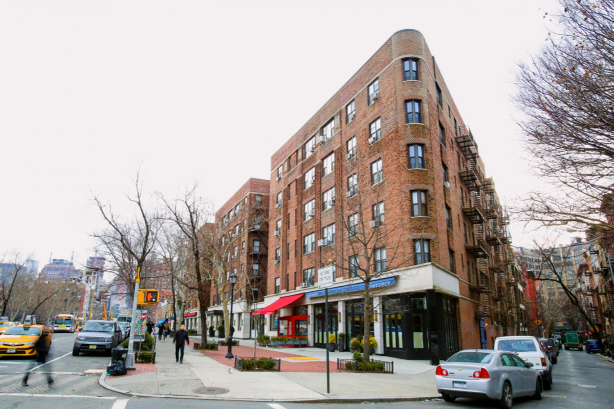 10 Downing - New York student accommodation