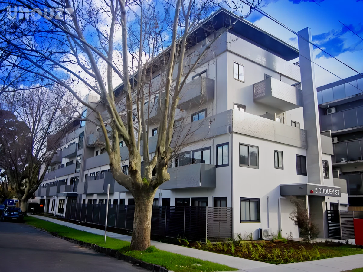 5 Dudley Street - Melbourne student accommodation