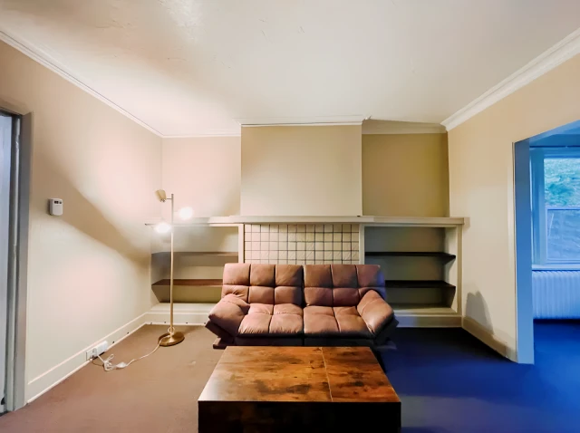 3563-3565 Beechwood Blvd 1