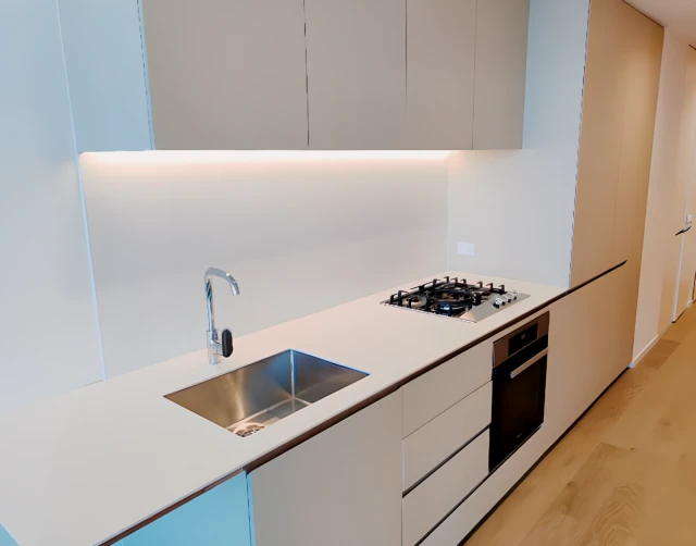 70 Southbank Boulevard 3