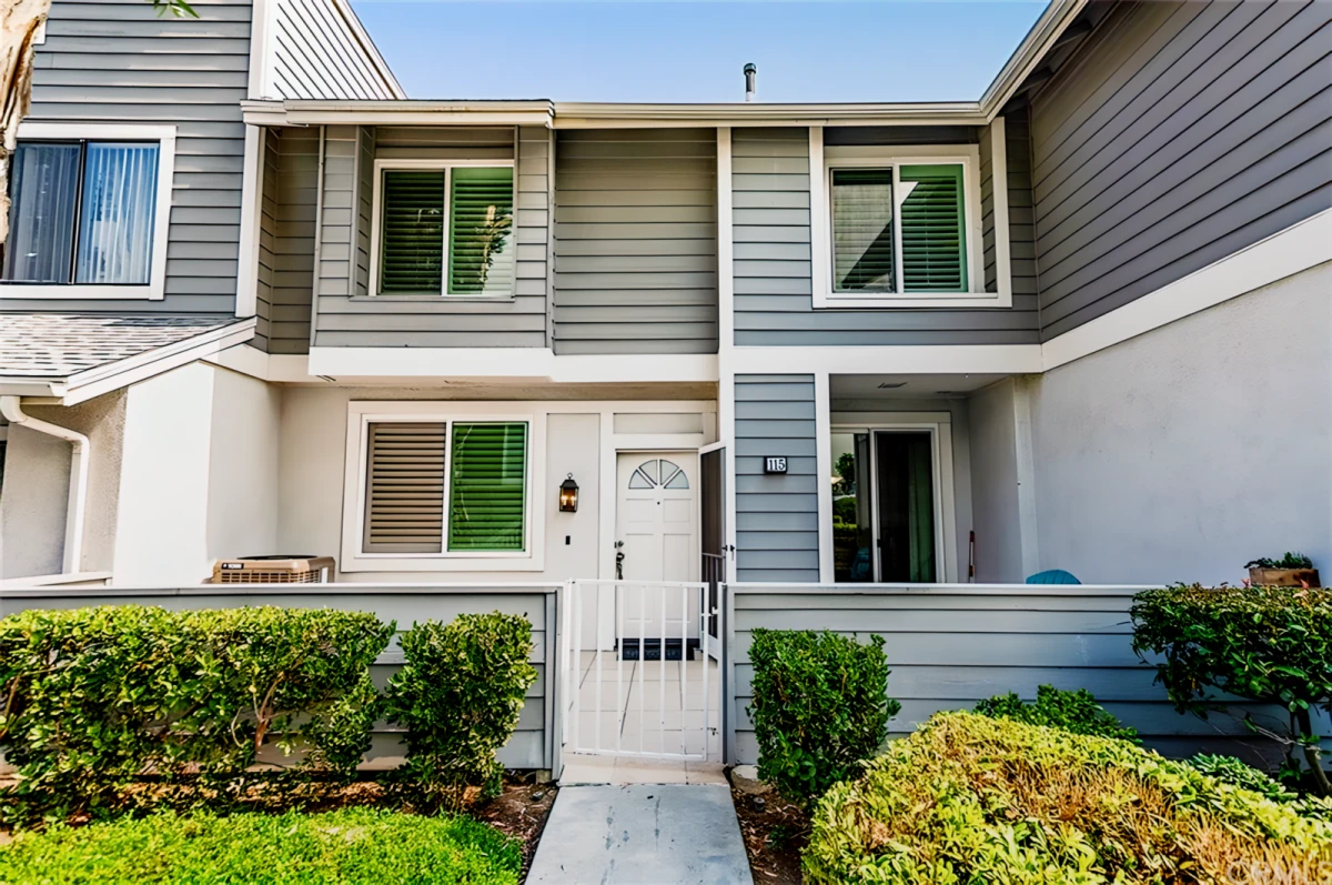 115 Remington - chỗ ở sinh viên tại Irvine