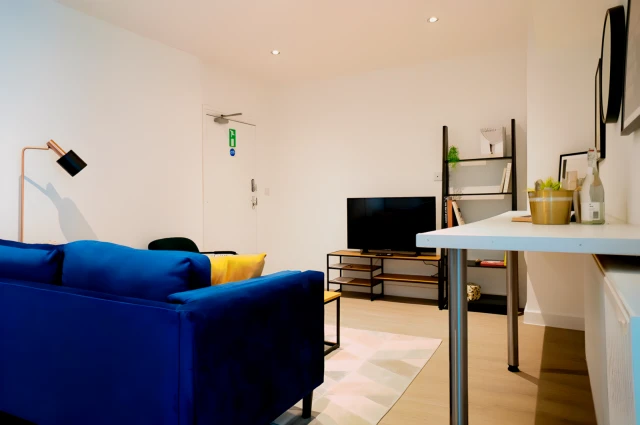 5, Ashfield Road, M13 0YP 4