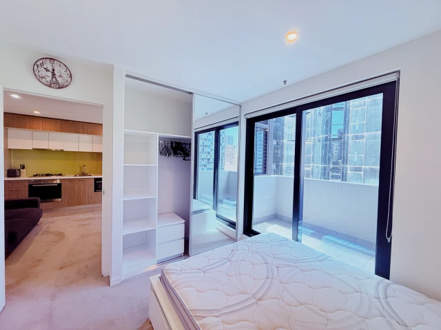 5 Sutherland Street 2