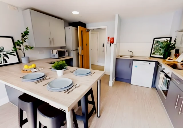uhomes.com | Student Accommodation, Housing, Flats, Apartments for Rent