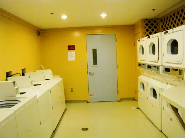 Collegetown Plaza 3
