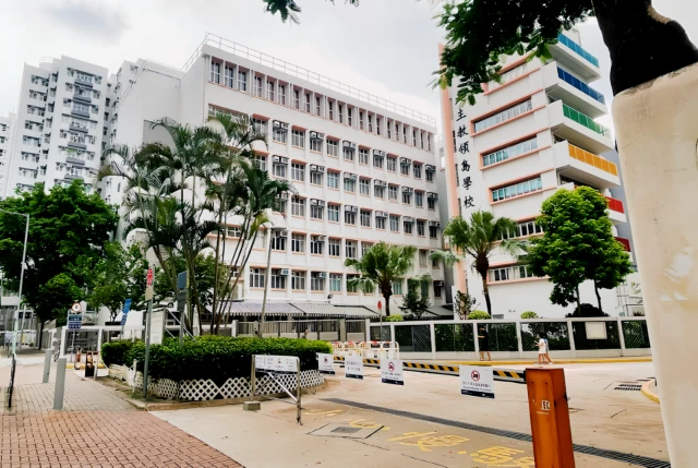 Ho Man Tin | Chun Man Court | Single and Double Rooms | Near Metropolitan/Polytechnic/City/Baptist University 2