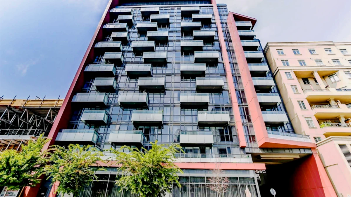 Liwinco - Fashion District (560 Front St W) 0