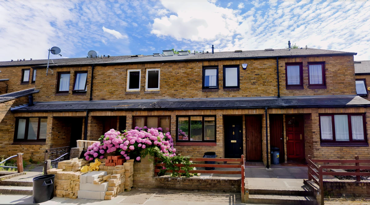 Yoho Battersea Studio 3 0