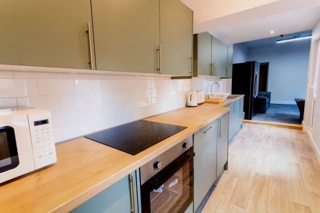 129, Grasmere Street, LE2 7FU 2