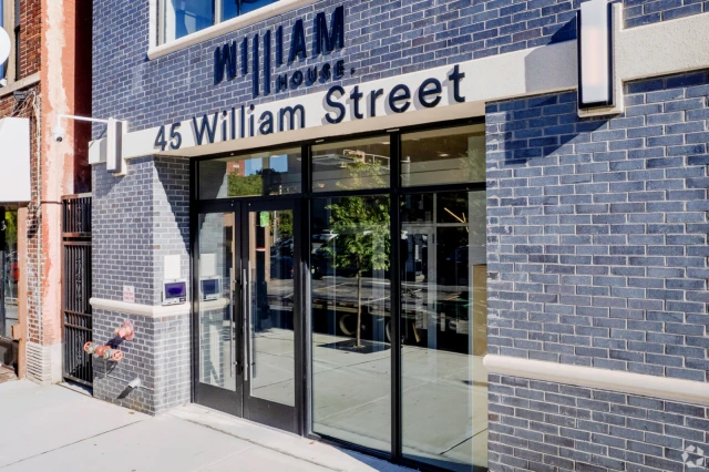 William House Apartments 1