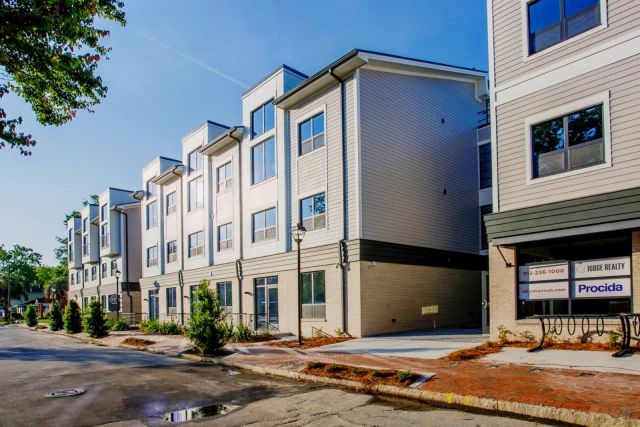 601 E. 39th Street 1