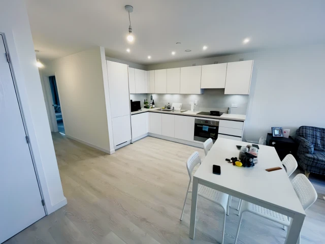 Tidey Apartments 4