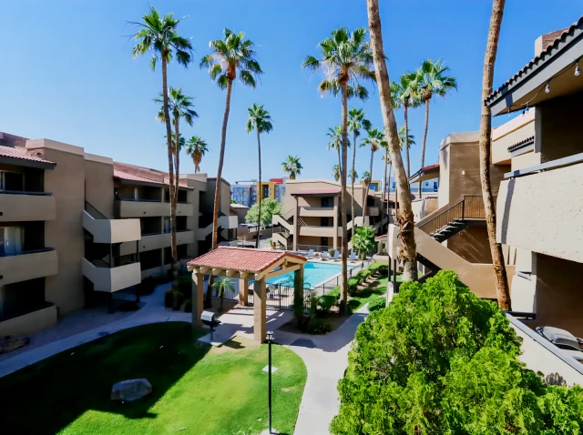 Villas on Apache 4
