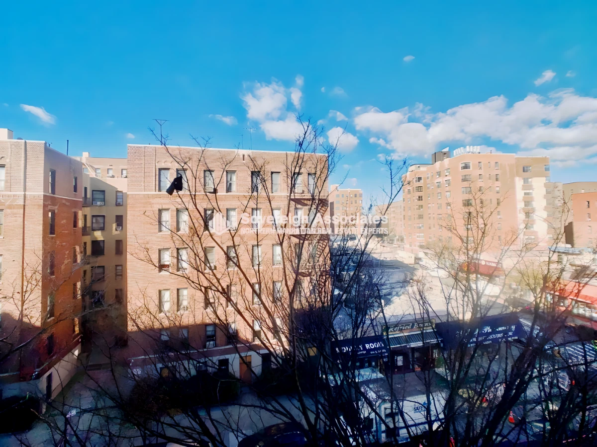 590 Fort Washington Avenue - New York student accommodation