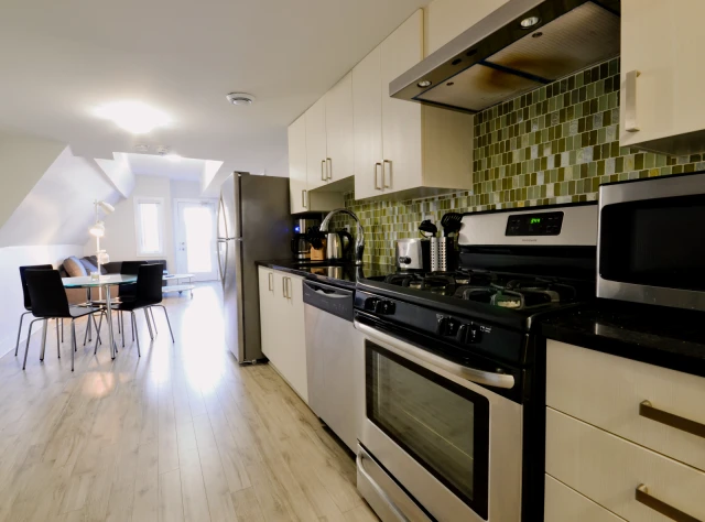 73-79 Blackburn - alloggio per studenti a Ottawa - Room in 5 Bed 2 Bath
