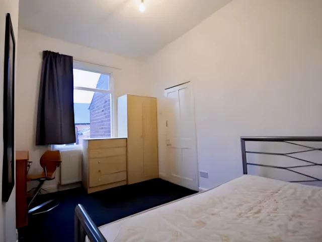 Brudenell Grove 25452# 4