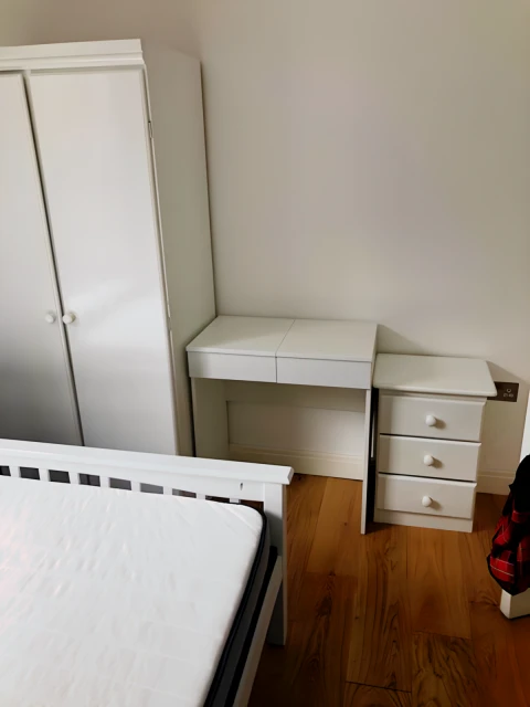 Hollybush Gardens 25530# 2