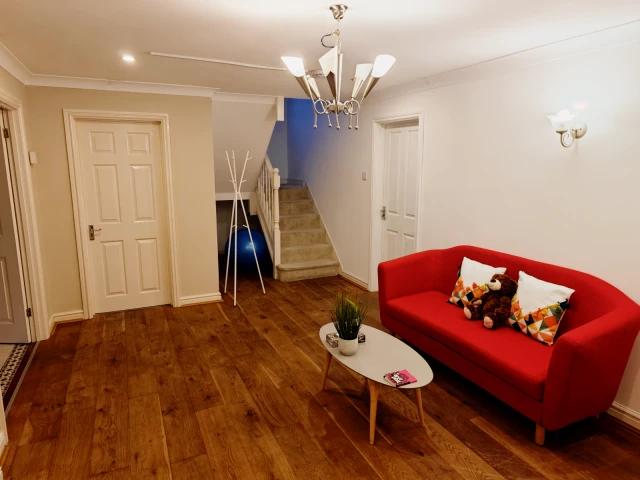 80a Bransford Avenue 3