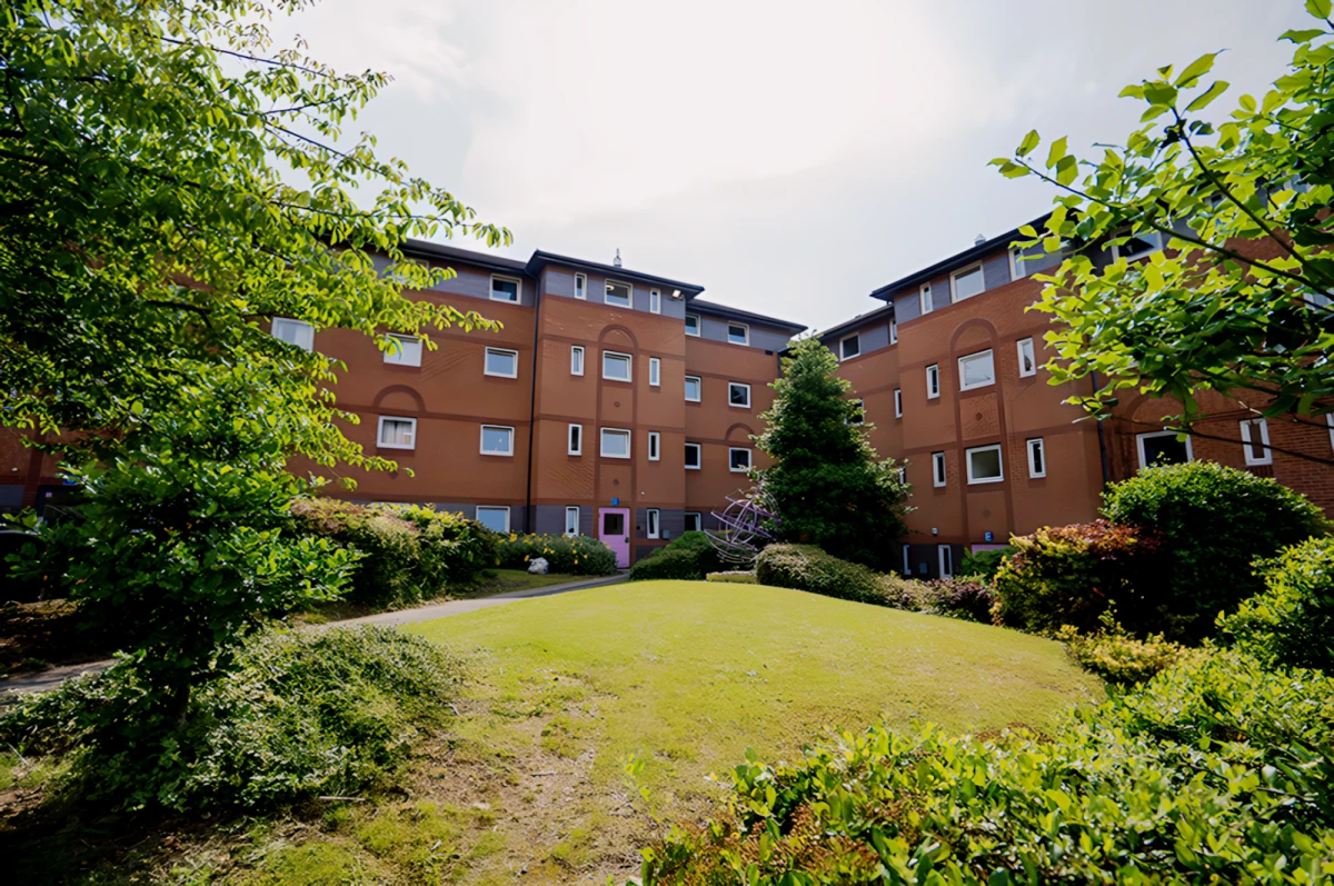 Meridian Court 0